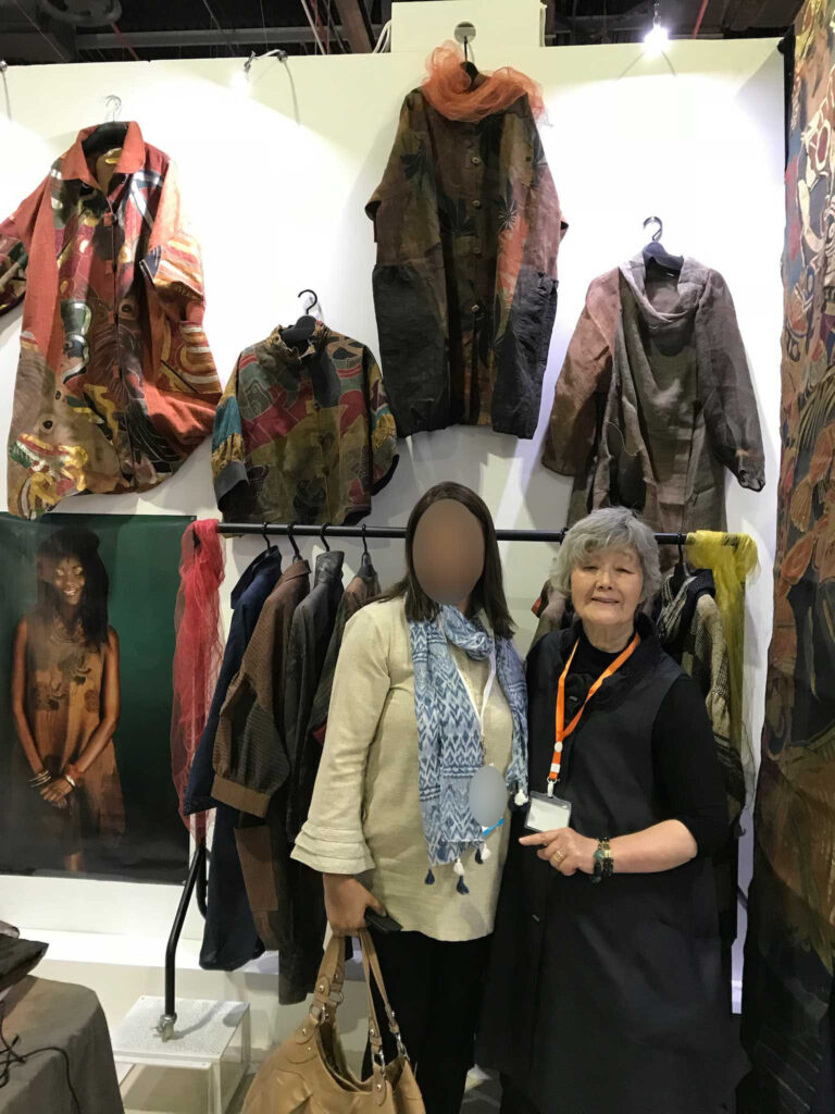 ワールドアートドバイ　創作服